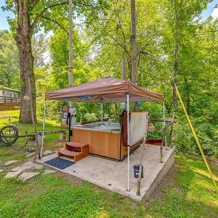 Pet-Friendly Vacation Rental Cabin In Whittier Eksteriør billede