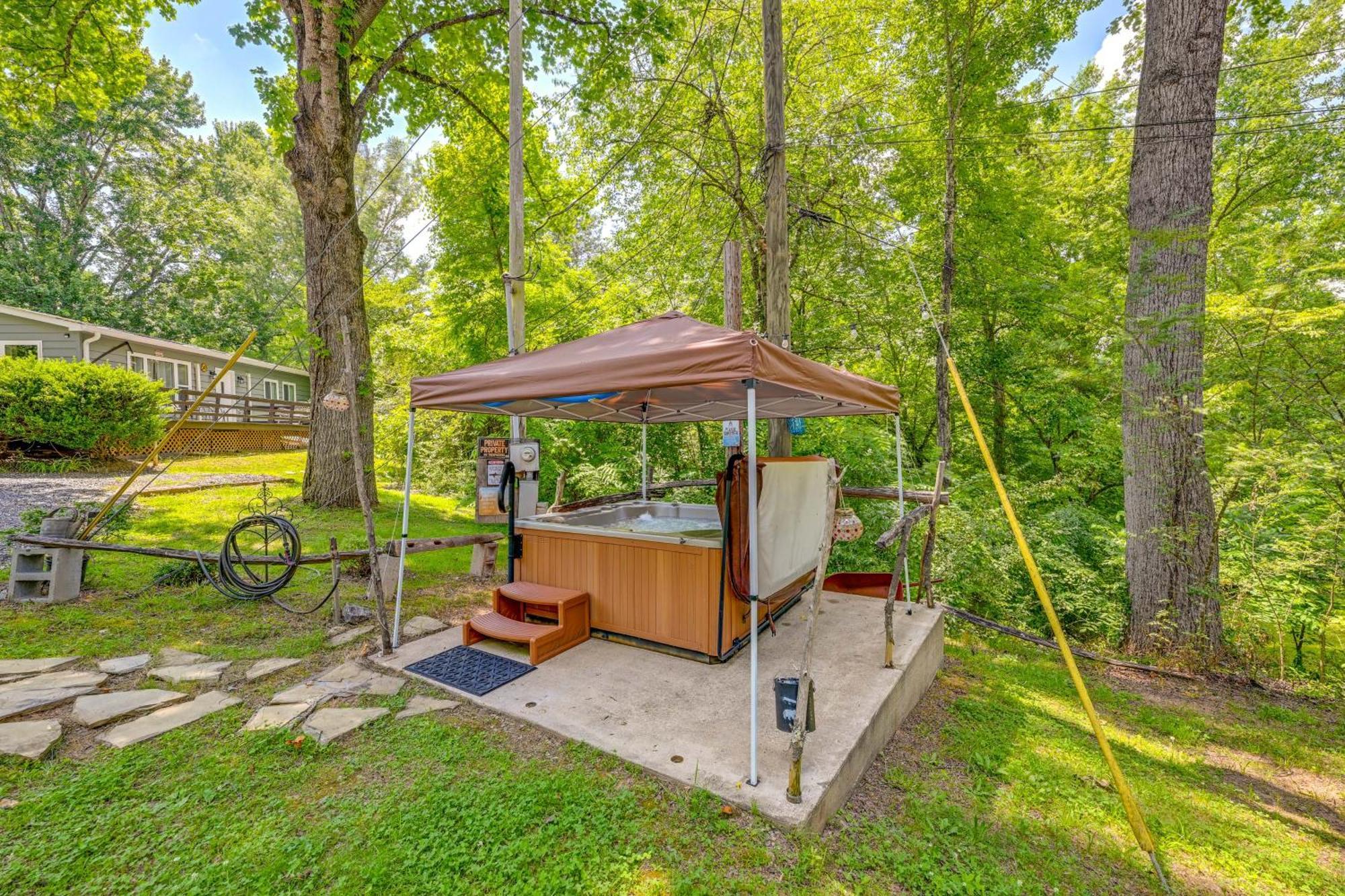 Pet-Friendly Vacation Rental Cabin In Whittier Eksteriør billede