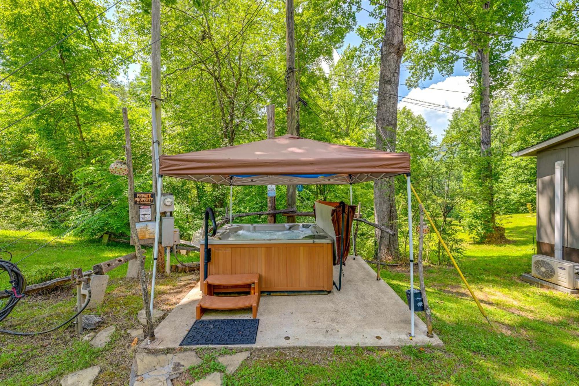 Pet-Friendly Vacation Rental Cabin In Whittier Eksteriør billede
